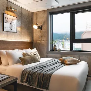 urbanstay-boutique-nampo.busan-hotelsweb.com/